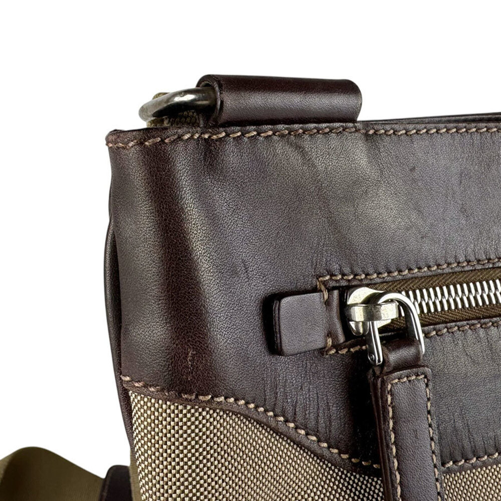 PRADA Bag - Picture 6 of 12